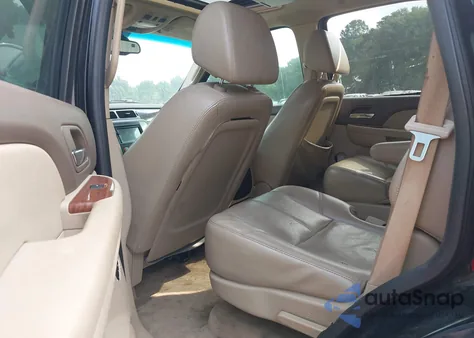 2007 GMC Yukon Slt z USA, uszkodzony, nr VIN 1GKFC13047J264043